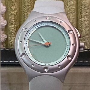 o.d.m. Ingenious I Grey Watch with Case